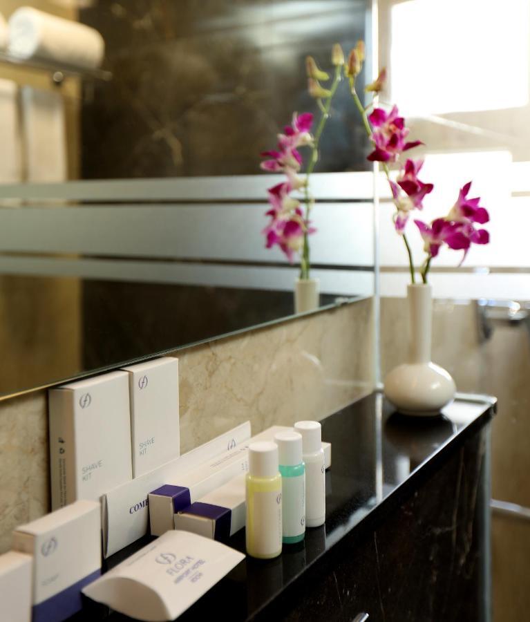 Flora Charishma Residency Aluva Hotel Kochi Exterior photo